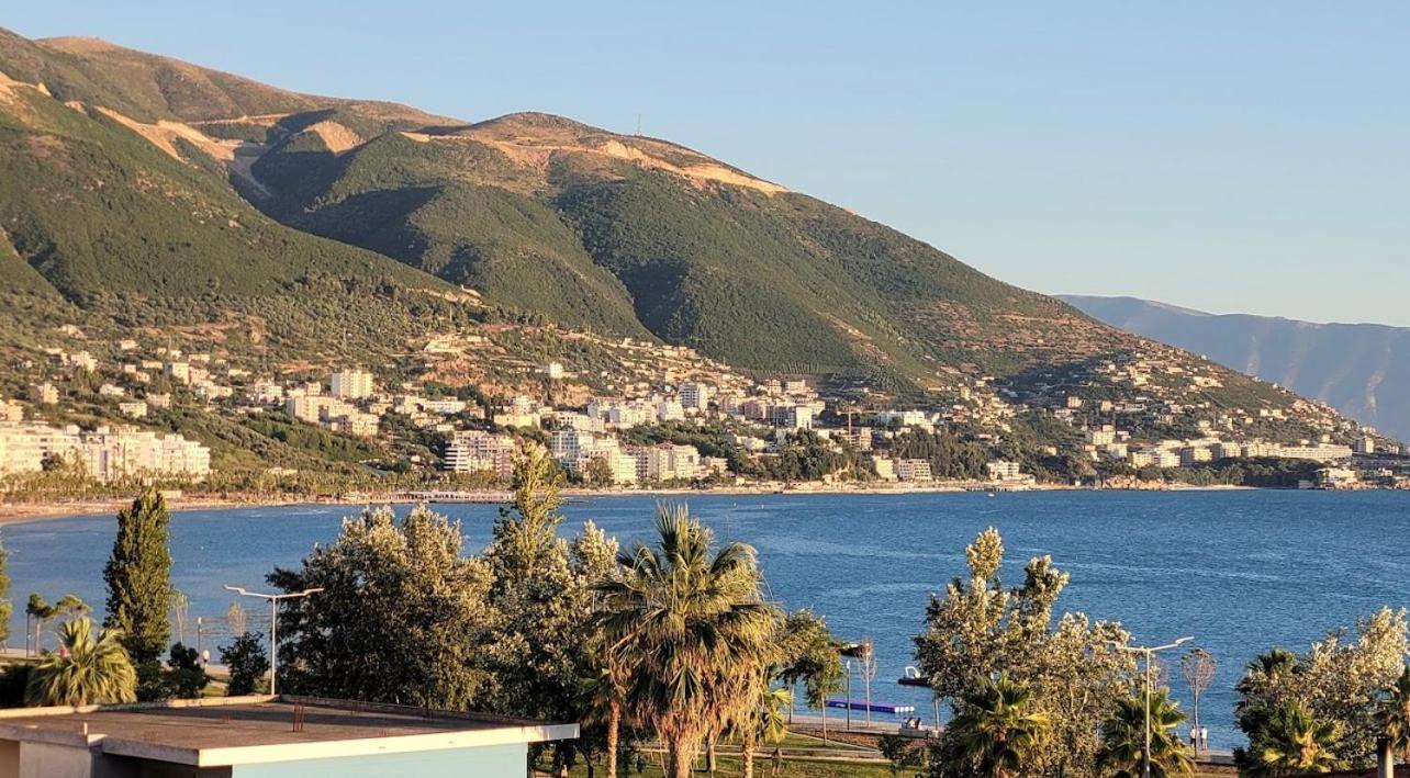 Rias Seaside Apartments Vlorë Exteriör bild