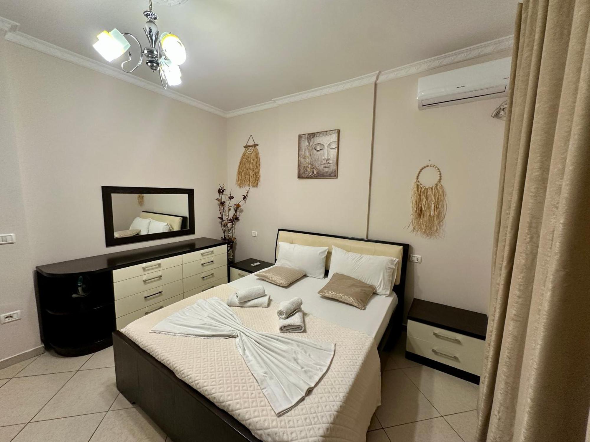 Rias Seaside Apartments Vlorë Exteriör bild